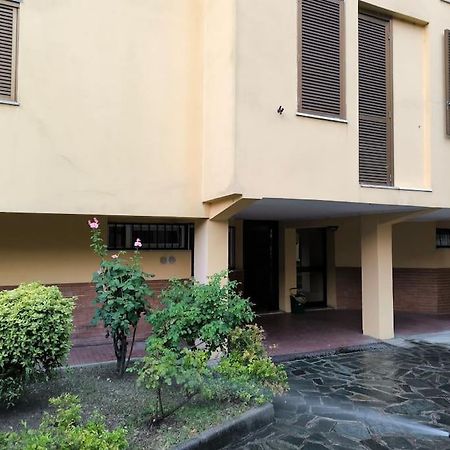 Chez Elisa Zona Sobborghi Monza Brianza , Italia Apartment ภายนอก รูปภาพ